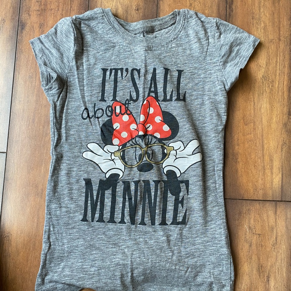 Minnie Mouse shirt